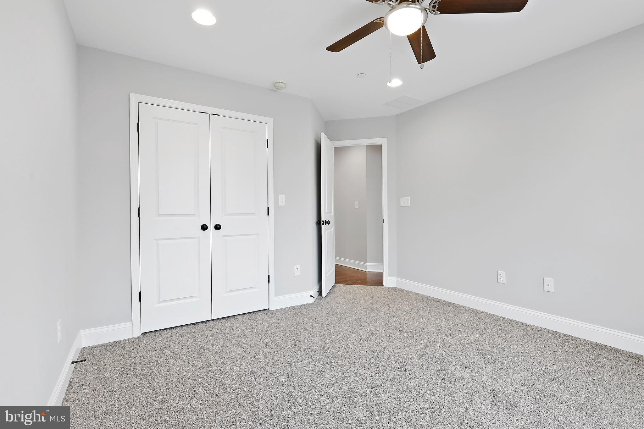 175 Park Road Pasadena, MD 21122 - Photo 24 of 33