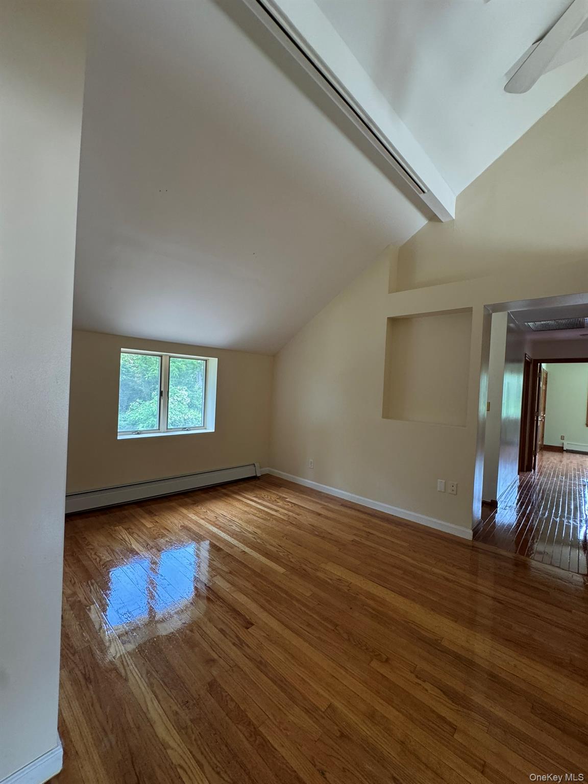 227 Beverly Road Huntington Station, NY 11746 - Photo 12 of 39