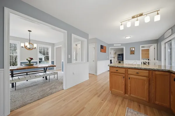 $569,900 | 41 Drew Woods Drive, Derry, NH 03038