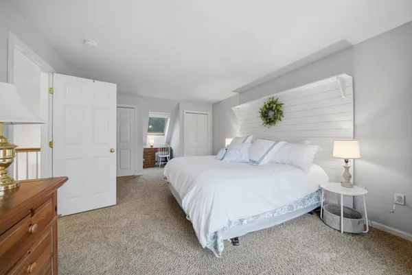 $569,900 | 41 Drew Woods Drive, Derry, NH 03038