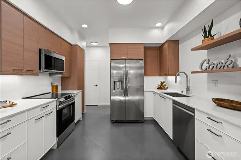 $739,950 | 23214 27th Avenue Southeast, Unit 2, Bothell, WA 98021