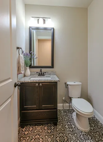 $598,000 | 10337 Bayou Oaks Drive, Conroe, TX 77385