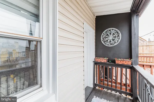 $2,250 | 121 North Potomac Street, Baltimore, MD 21224