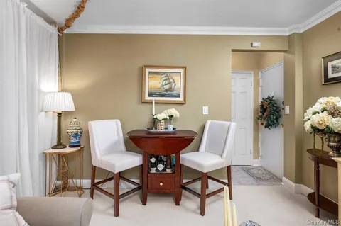 $92,500 | 1 Bryant Crescent, Unit 2A, White Plains, NY 10605