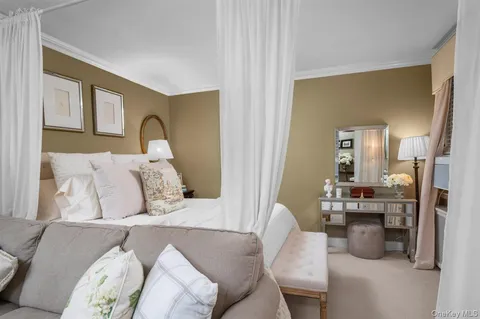 $92,500 | 1 Bryant Crescent, Unit 2A, White Plains, NY 10605