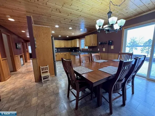 $798,500 | 9063 East Wakemup Village Road, Cook, MN 55723