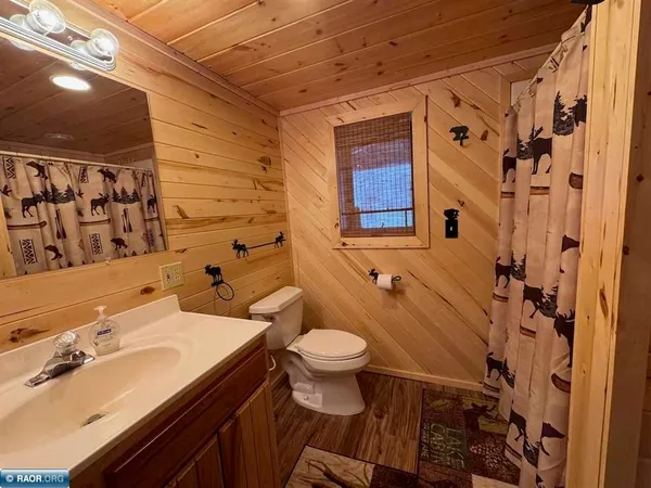 $798,500 | 9063 East Wakemup Village Road, Cook, MN 55723