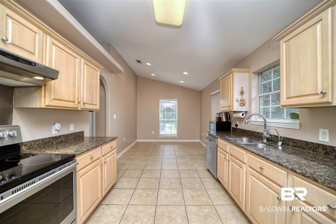 7078 Raintree Lane Gulf Shores, AL 36542 - Photo 12 of 27