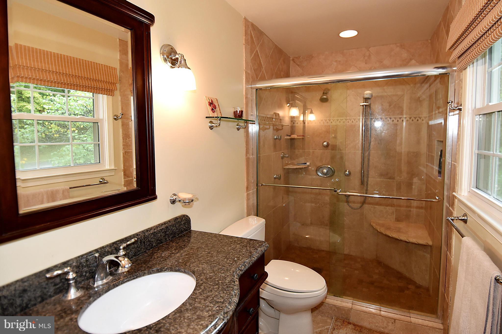 12318 Running Deer Road Manassas, VA 20112 - Photo 18 of 28 Bath (Master)
