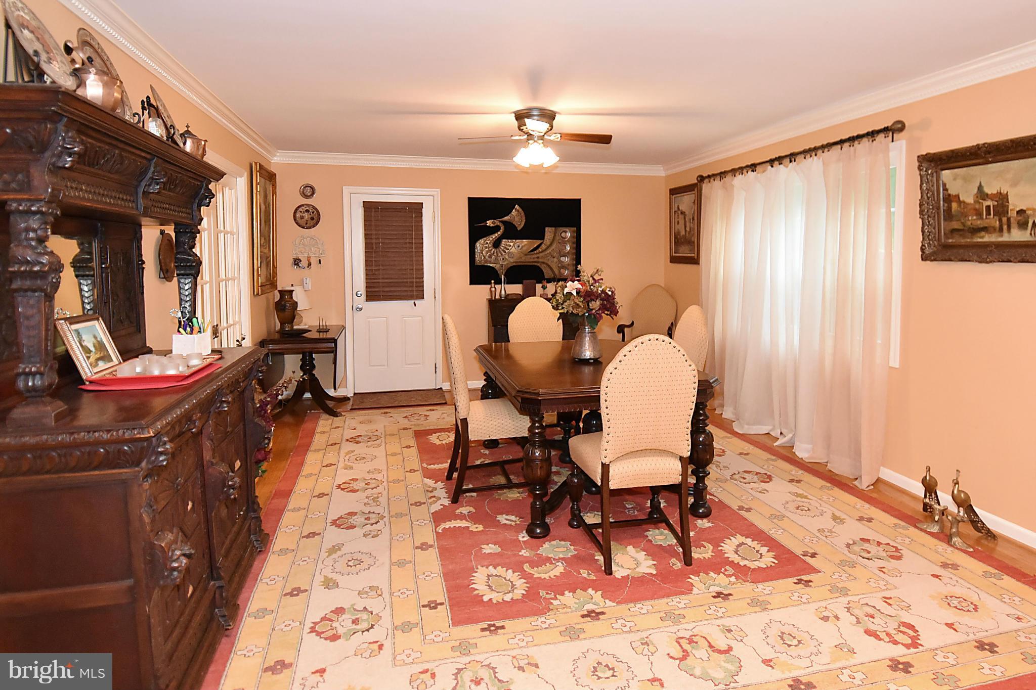 12318 Running Deer Road Manassas, VA 20112 - Photo 6 of 28 Dining Room