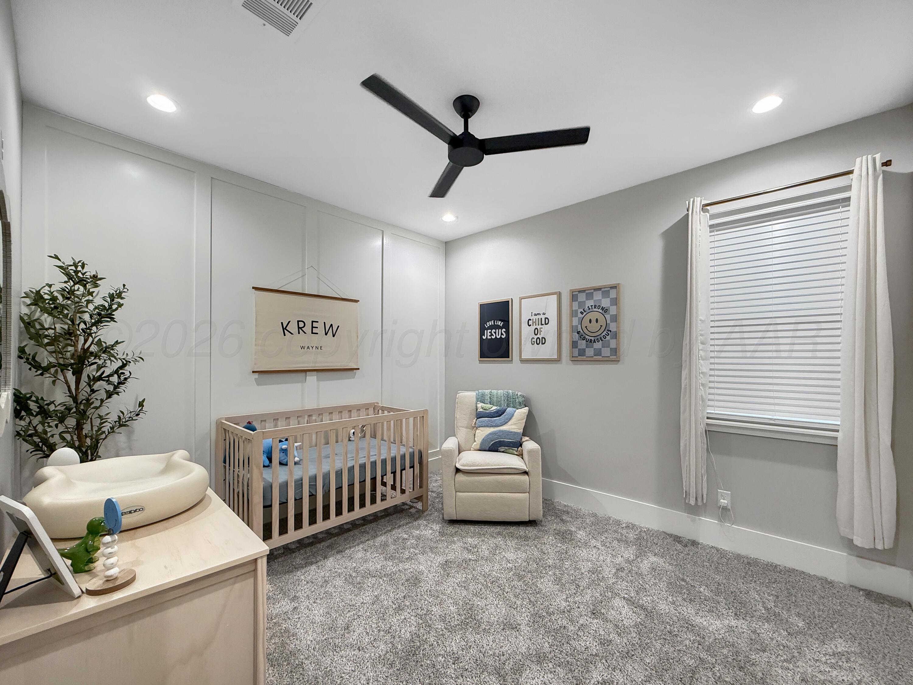 3701 Longhorn Springs Road Amarillo, TX 79119 - Photo 32 of 48 a living room with furniture and a window