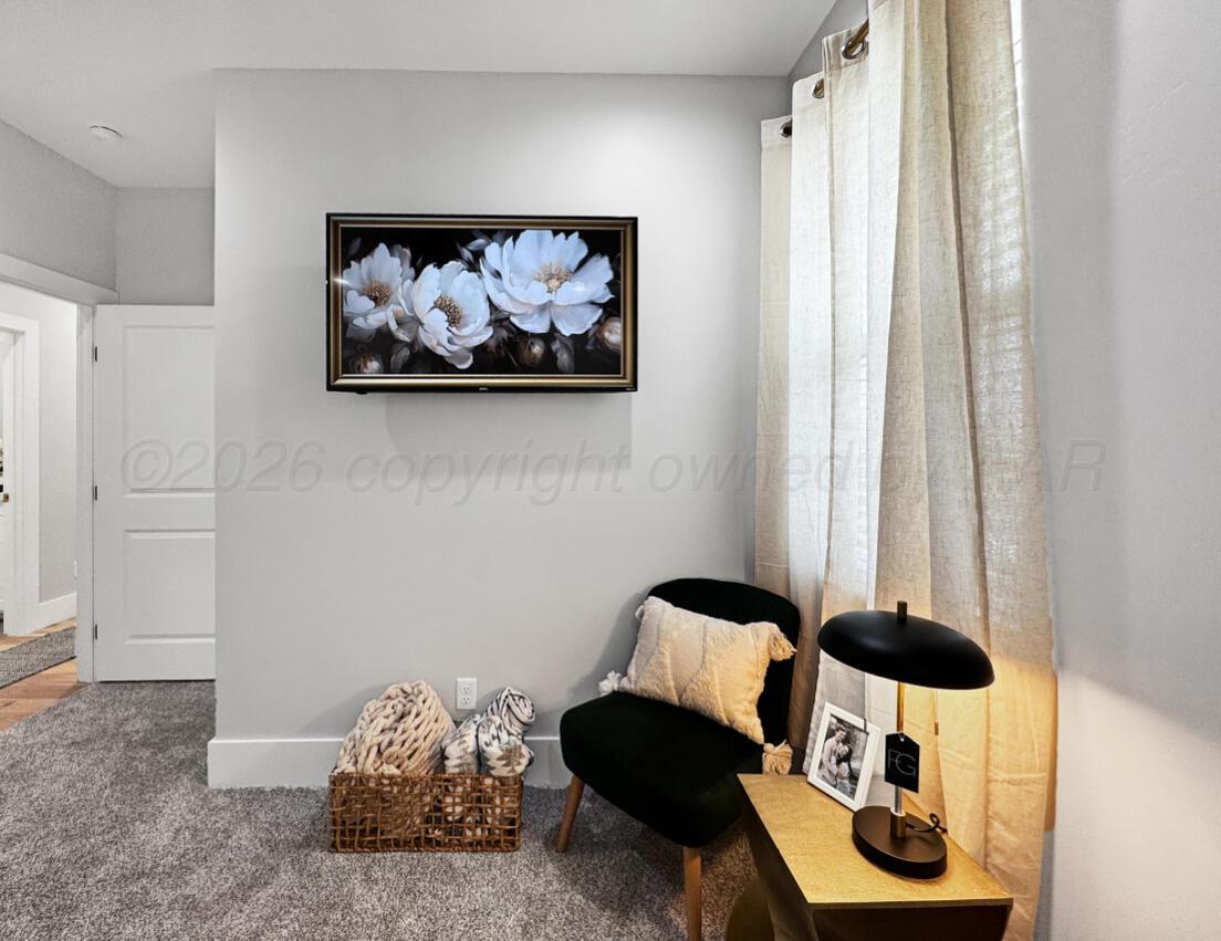 3701 Longhorn Springs Road Amarillo, TX 79119 - Photo 34 of 48 a room with furniture and a window