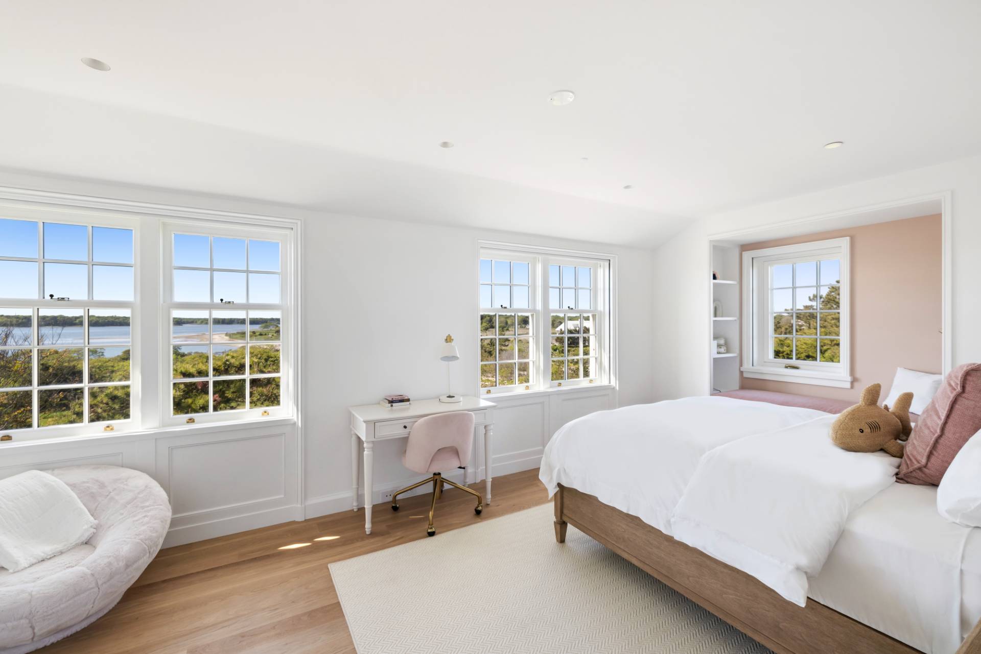 75 West End Road East Hampton, NY 11937 - Photo 38 of 49