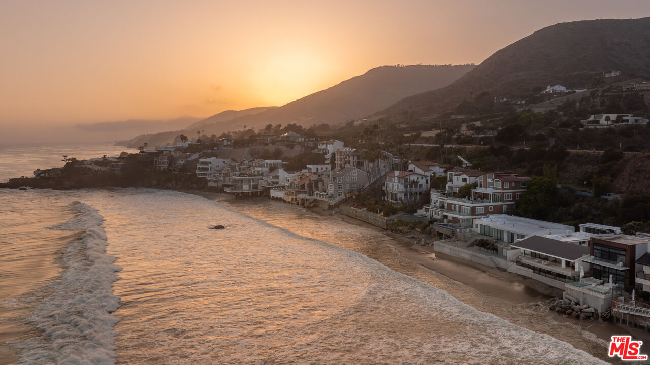 31388 Broad Beach Road Malibu, CA 90265 - Photo 34 of 36