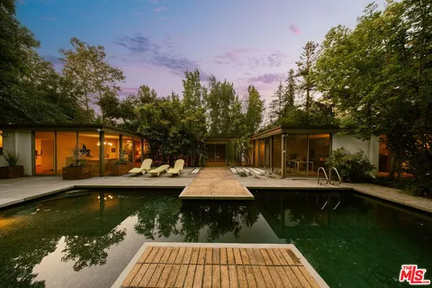 $3,790,000 | 832 Canon Drive, Pasadena, CA 91106