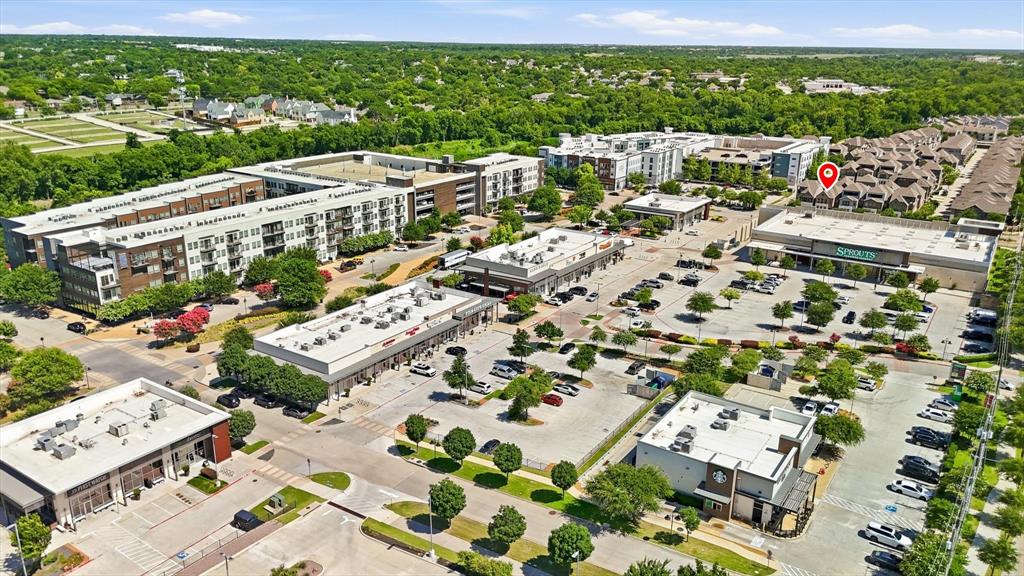 7129 Laurel Ridge Dallas, TX 75231 - Photo 30 of 35 Lake Highlands Town Center