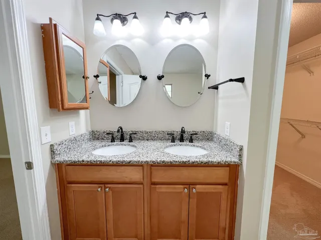 $1,900 | 702 Mozingo Lane, Pensacola, FL 32514