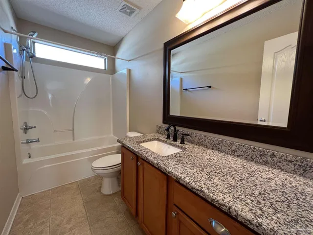 $1,900 | 702 Mozingo Lane, Pensacola, FL 32514