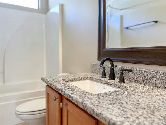 $1,900 | 702 Mozingo Lane, Pensacola, FL 32514