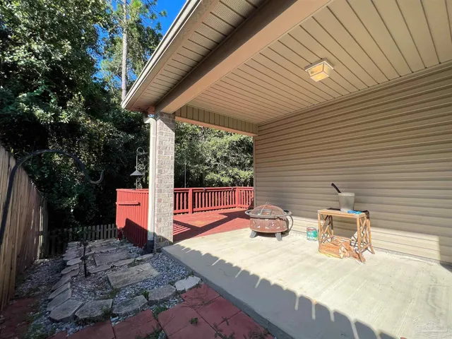 $1,900 | 702 Mozingo Lane, Pensacola, FL 32514