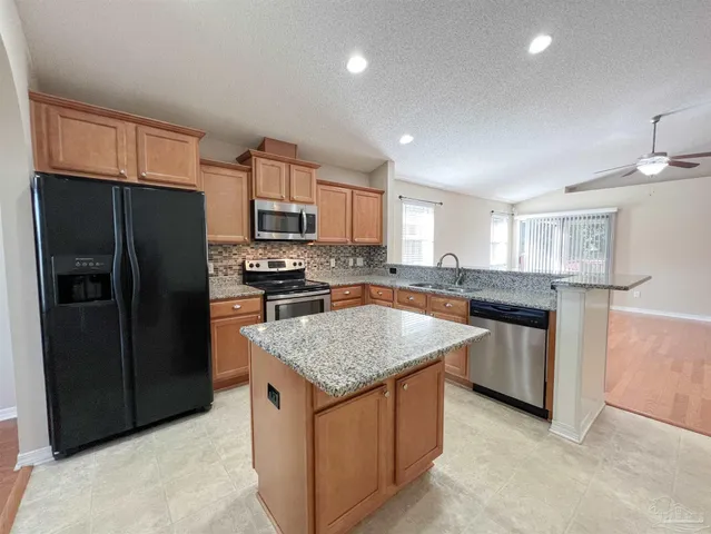 $1,900 | 702 Mozingo Lane, Pensacola, FL 32514