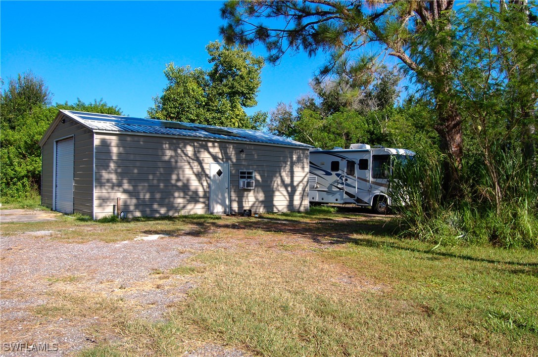 6440 Neal Road Fort Myers, FL 33905 - Photo 18 of 20 Gallery Image 18