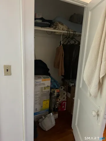 $900 | 23 Houston Terrace, Unit A, Stamford, CT 06902