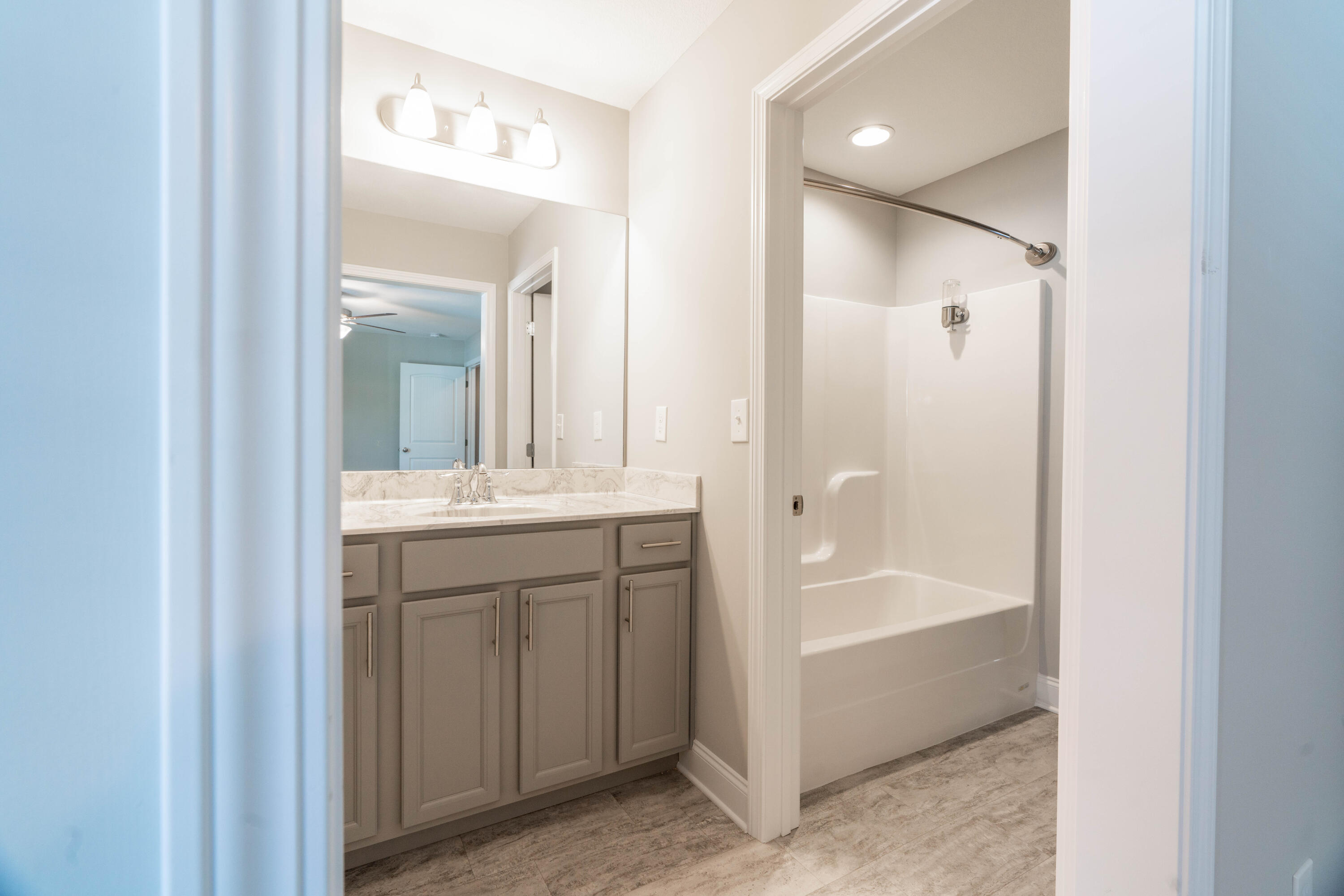 125 West Rarity Ridge Parkway, Unit LOT102A Oak Ridge, TN 37830 - Photo 20 of 44 Jack N Jill Bath