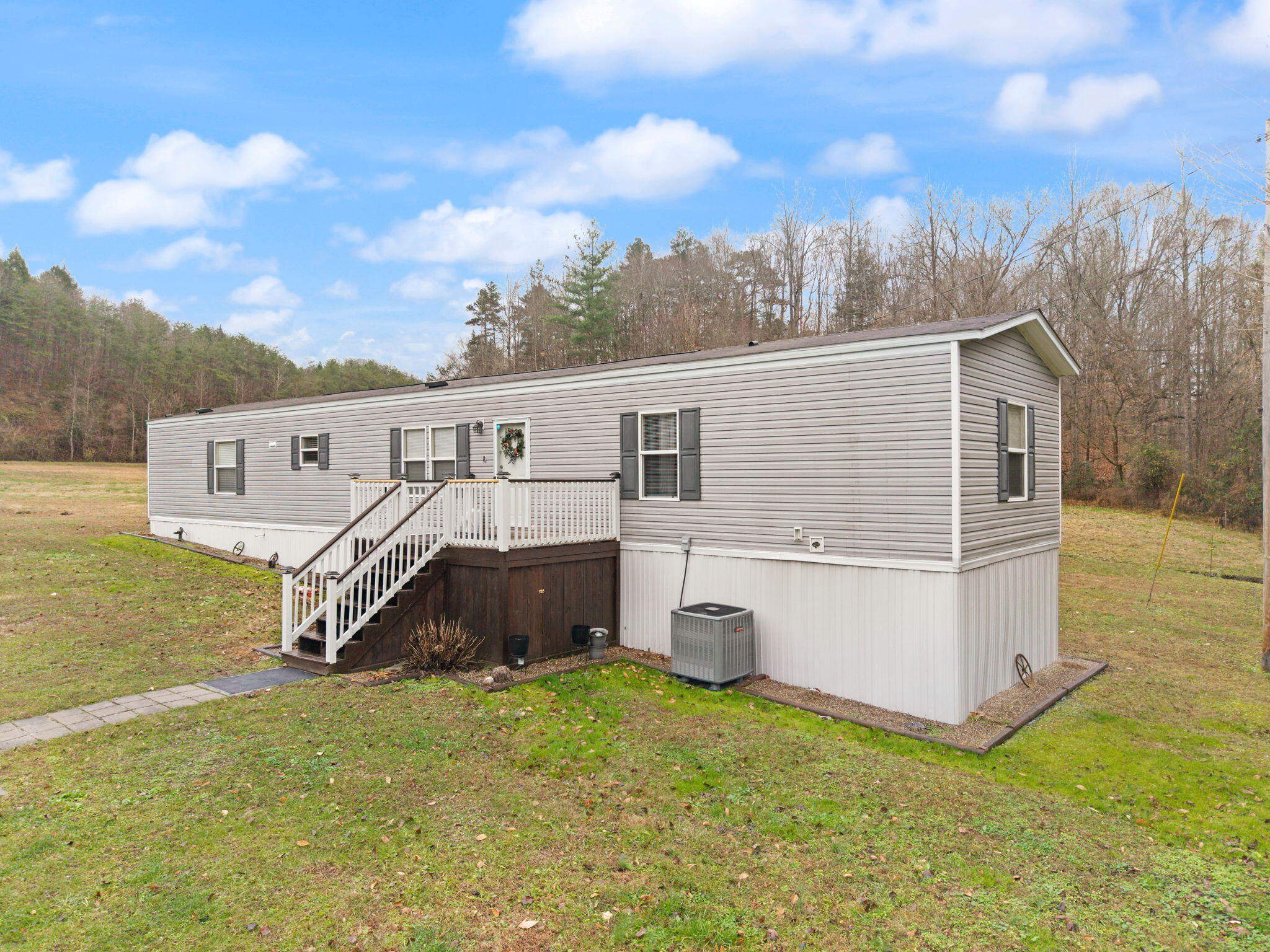 535 Ashana Road Jackson, KY 41339 - Photo 27 of 60 54-web-or-mls-DJI_20251125091851_0033_D