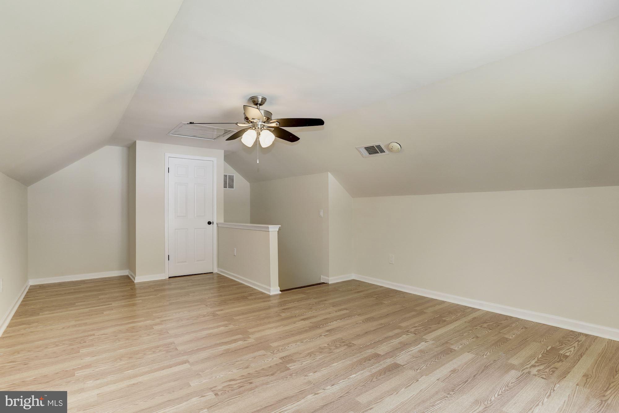 5184 Eliots Oak Road Columbia, MD 21044 - Photo 25 of 30 Bedroom