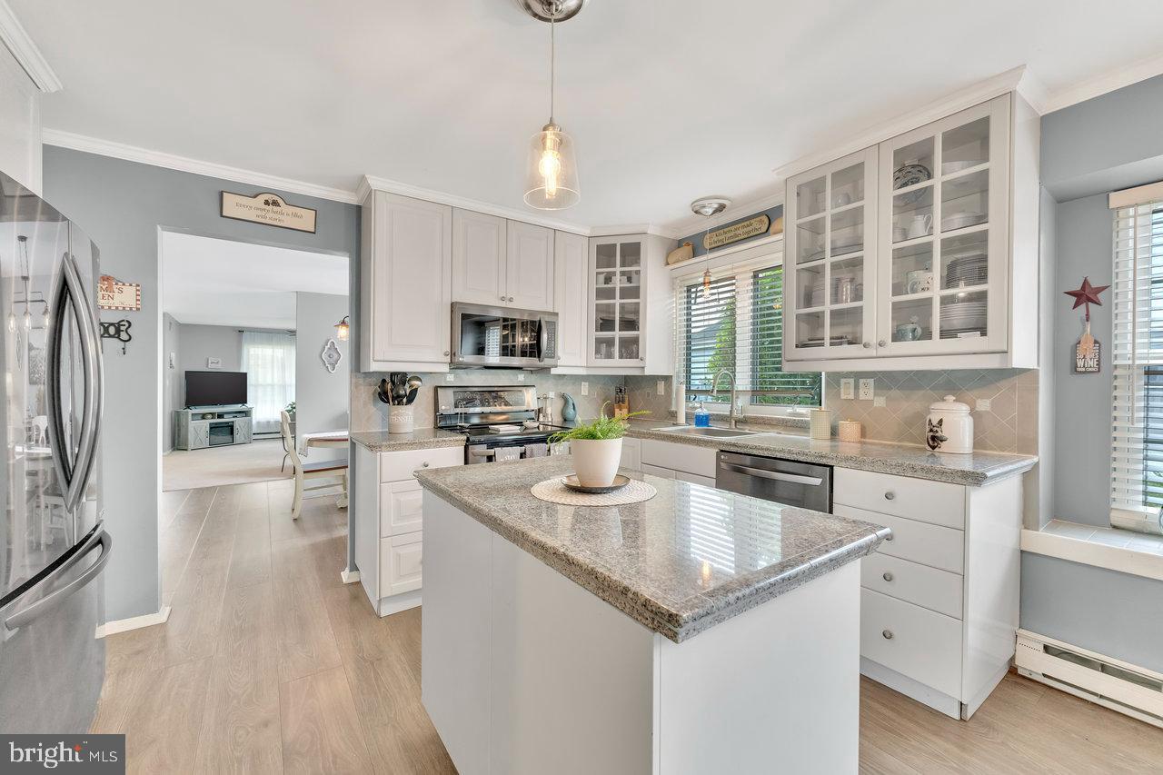 15 Windsor Road Southampton, NJ 08088 - Photo 12 of 24 Gallery Image 12