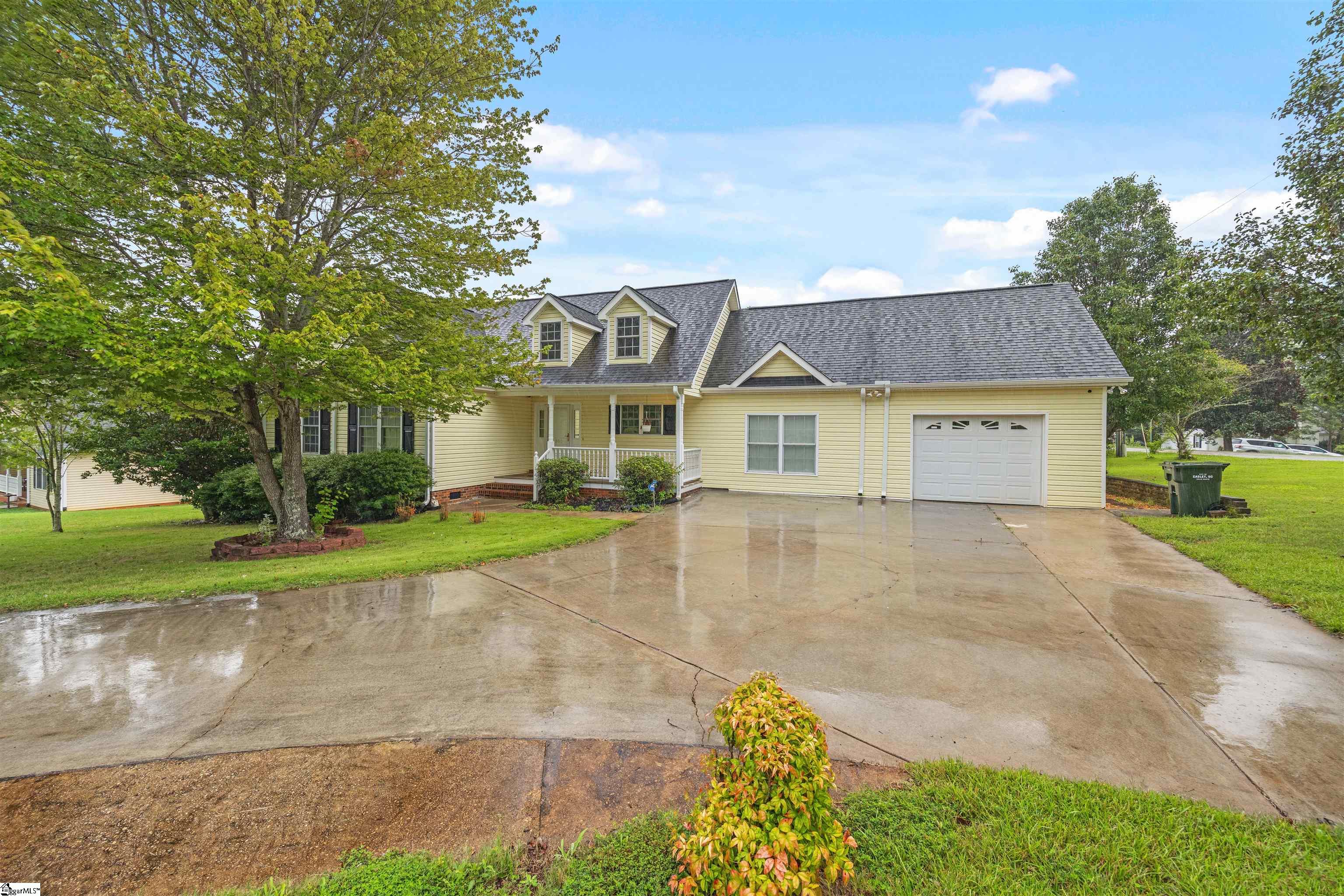 800 Old Cedar Rock Road Easley, SC 29640 - Photo 1 of 31