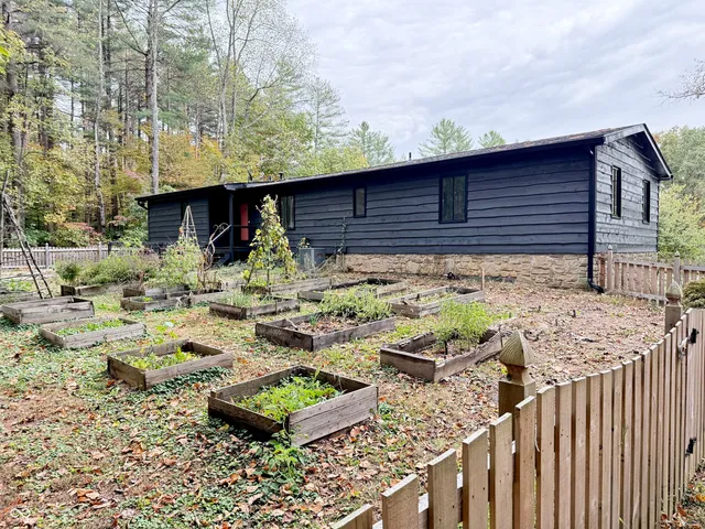 $595,000 | 5994 Pine Tree Lane Road, Morgantown, IN 46160