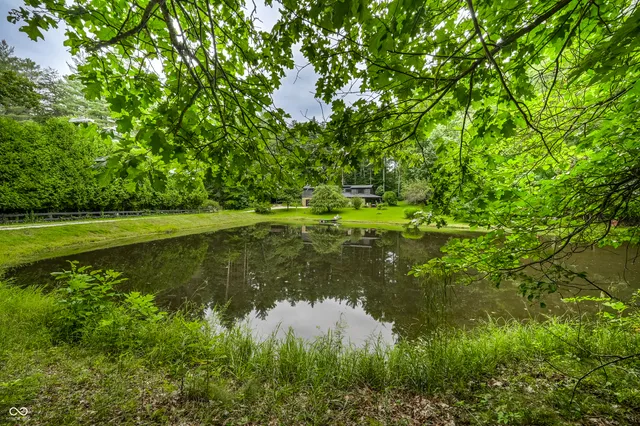 $595,000 | 5994 Pine Tree Lane Road, Morgantown, IN 46160