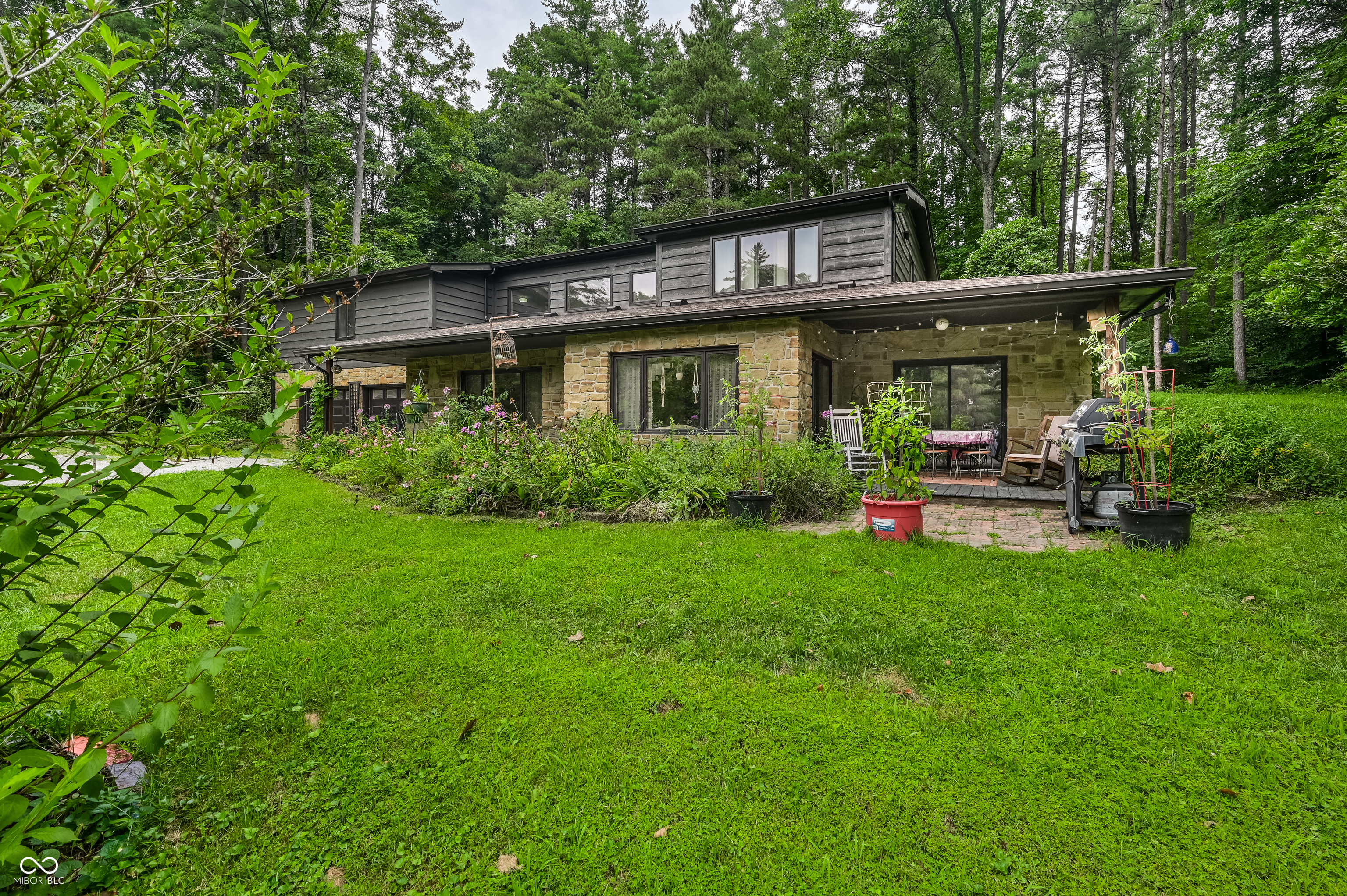 5994 Pine Tree Lane Road Morgantown, IN 46160 - Photo 6 of 61