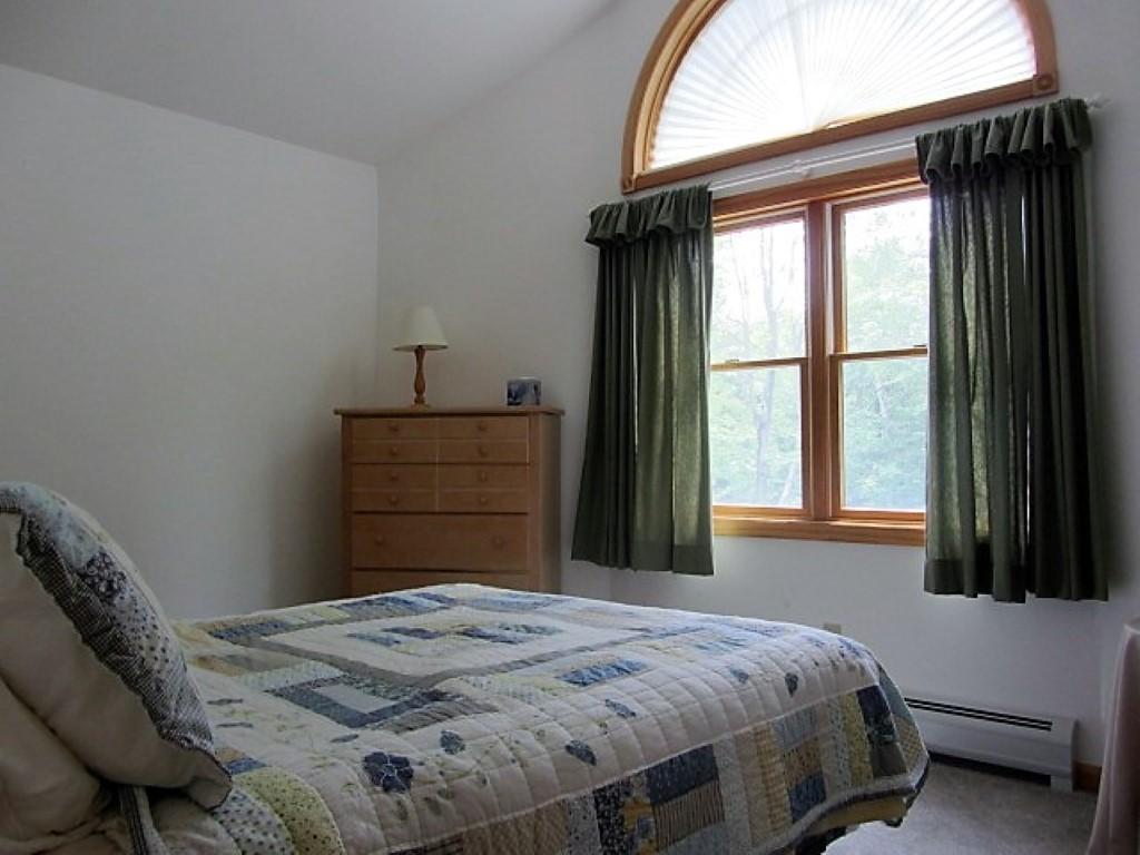406 Oak Hill Road Wardsboro, VT 05360 - Photo 18 of 32 Gallery Image 18
