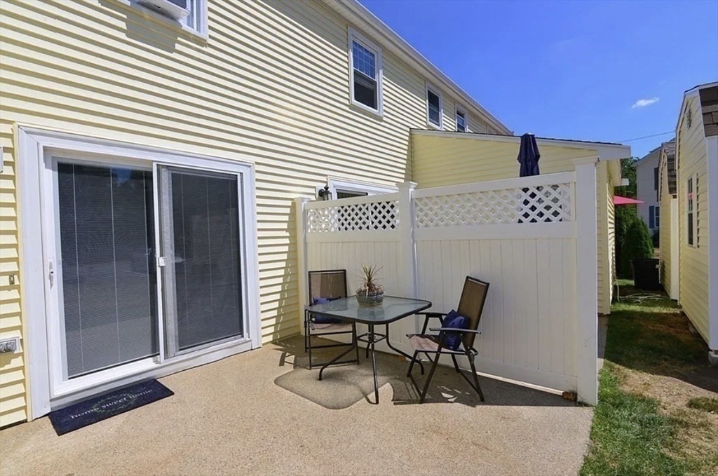 4 George Street, Unit 3 Plainville, MA 02762 - Photo 24 of 28