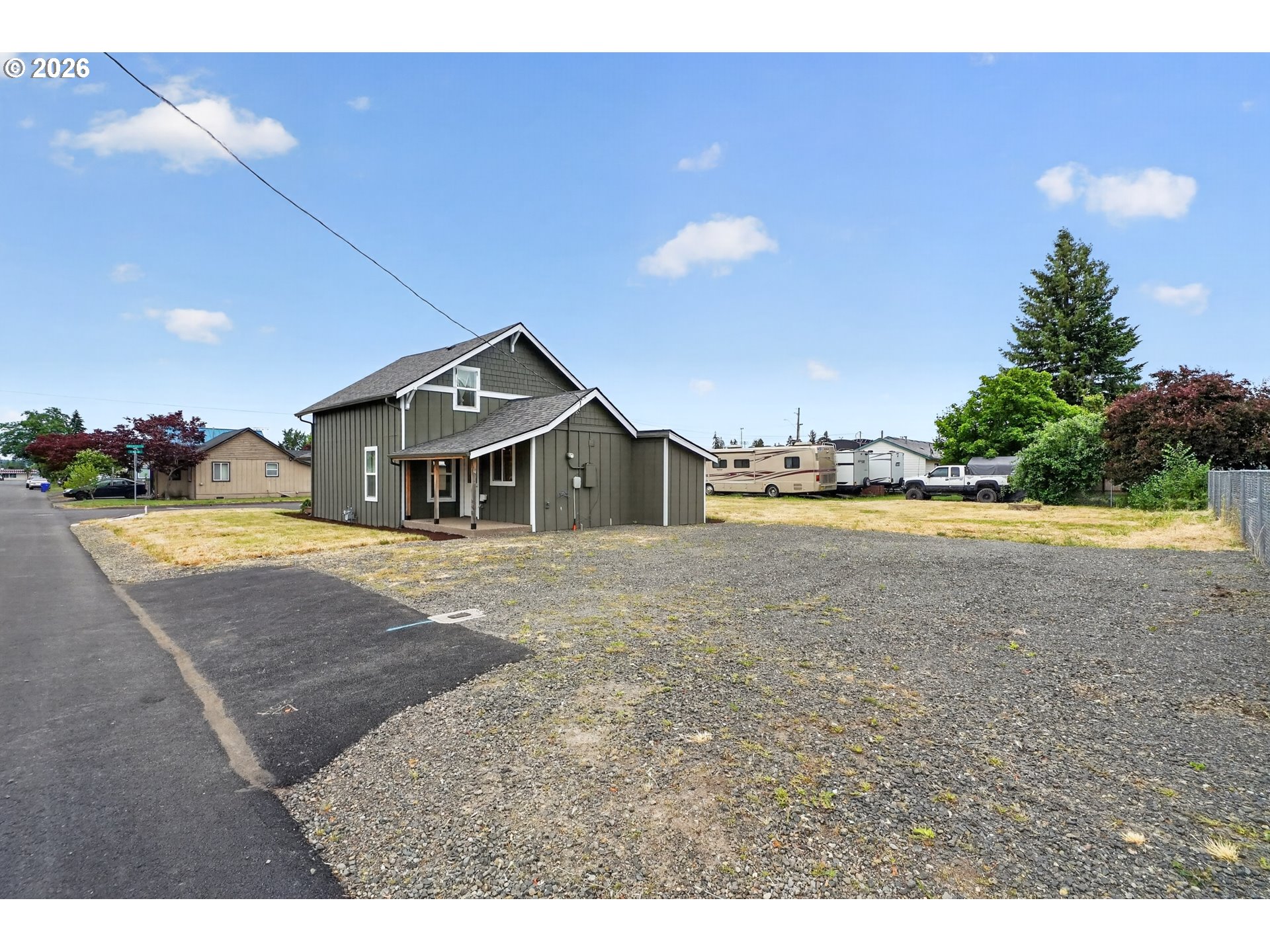 502 East 4th Street Molalla, OR 97038 - Photo 33 of 35 Driveway