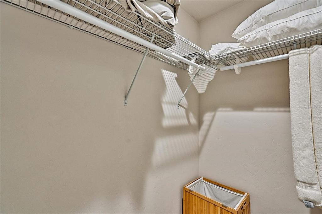 135 Hartford Street Hawthorne, FL 32640 - Photo 26 of 45 a close view of a shower in a bathroom