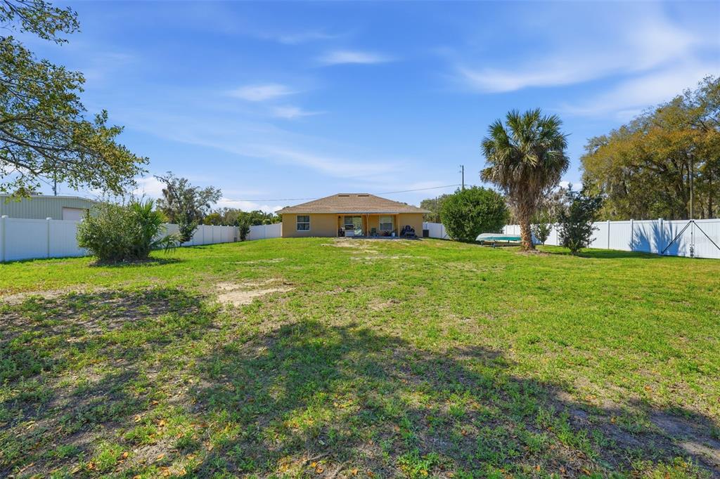 195 North Frederick Street Pierson, FL 32180 - Photo 11 of 39