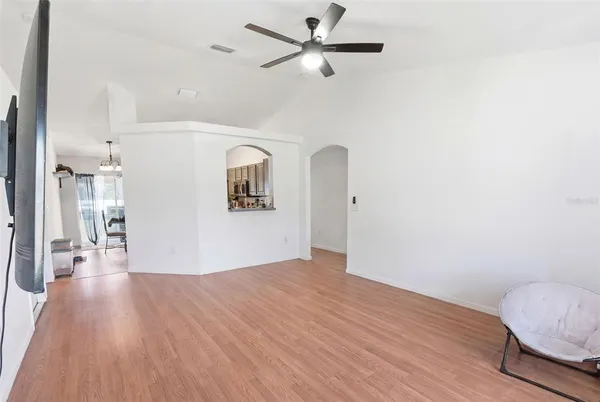 $325,000 | 195 North Frederick Street, Pierson, FL 32180