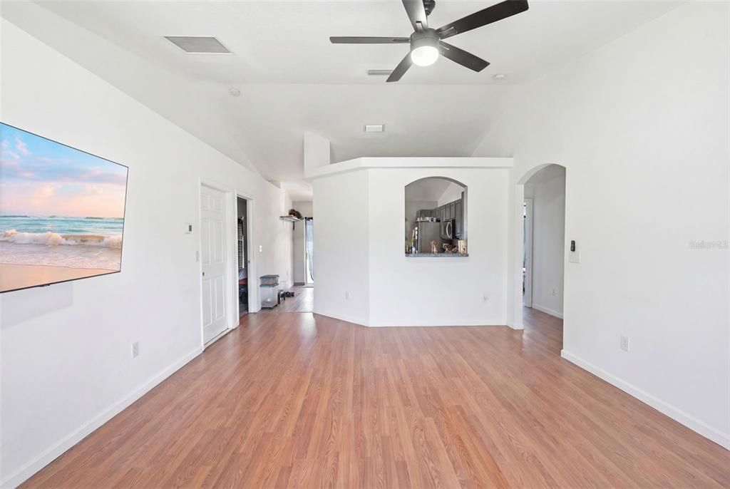 195 North Frederick Street Pierson, FL 32180 - Photo 22 of 39