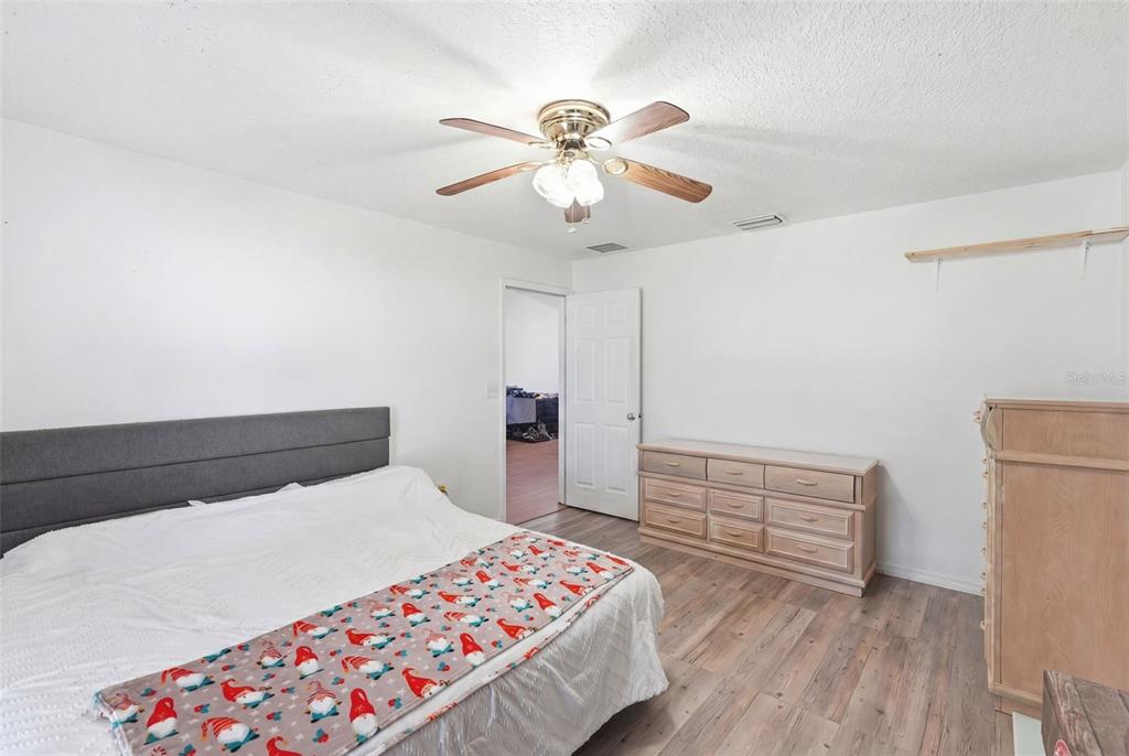 195 North Frederick Street Pierson, FL 32180 - Photo 30 of 39
