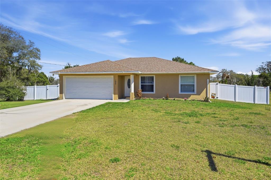 195 North Frederick Street Pierson, FL 32180 - Photo 3 of 39