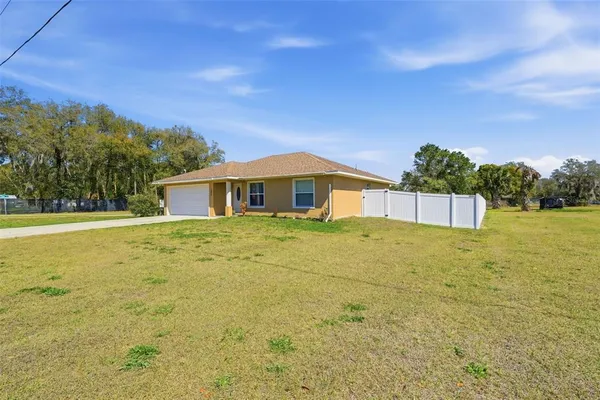 $325,000 | 195 North Frederick Street, Pierson, FL 32180
