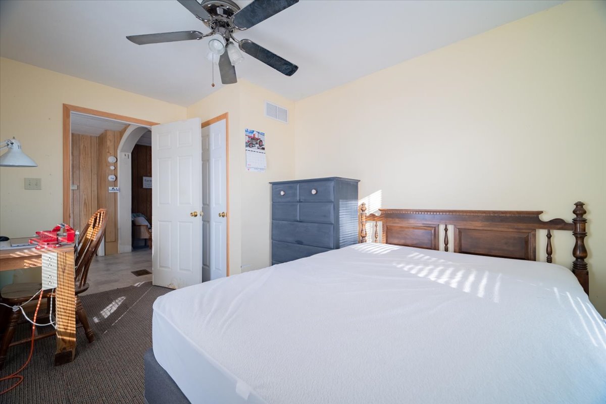 1243 East 1675 North Road Danvers, IL 61732 - Photo 22 of 38 Gallery Image 22