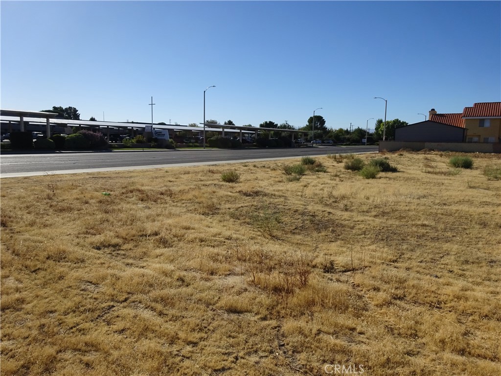 15 15th Lancaster, CA 93535 - Photo 17 of 20 Gallery Image 17