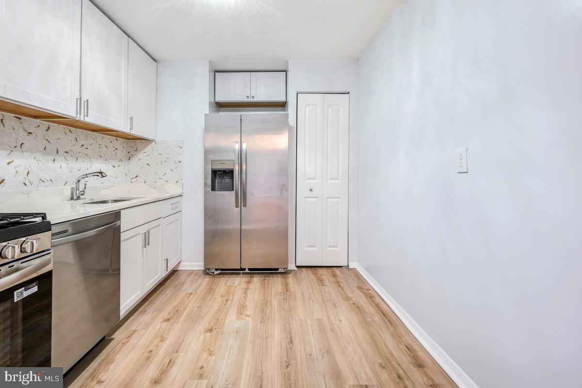 1836 Metzerott Road, Unit 419 Hyattsville, MD 20783 - Photo 12 of 26 kitchen