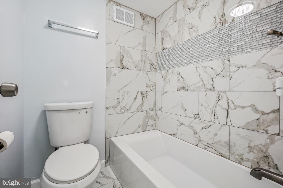 1836 Metzerott Road, Unit 419 Hyattsville, MD 20783 - Photo 18 of 26 bathroom