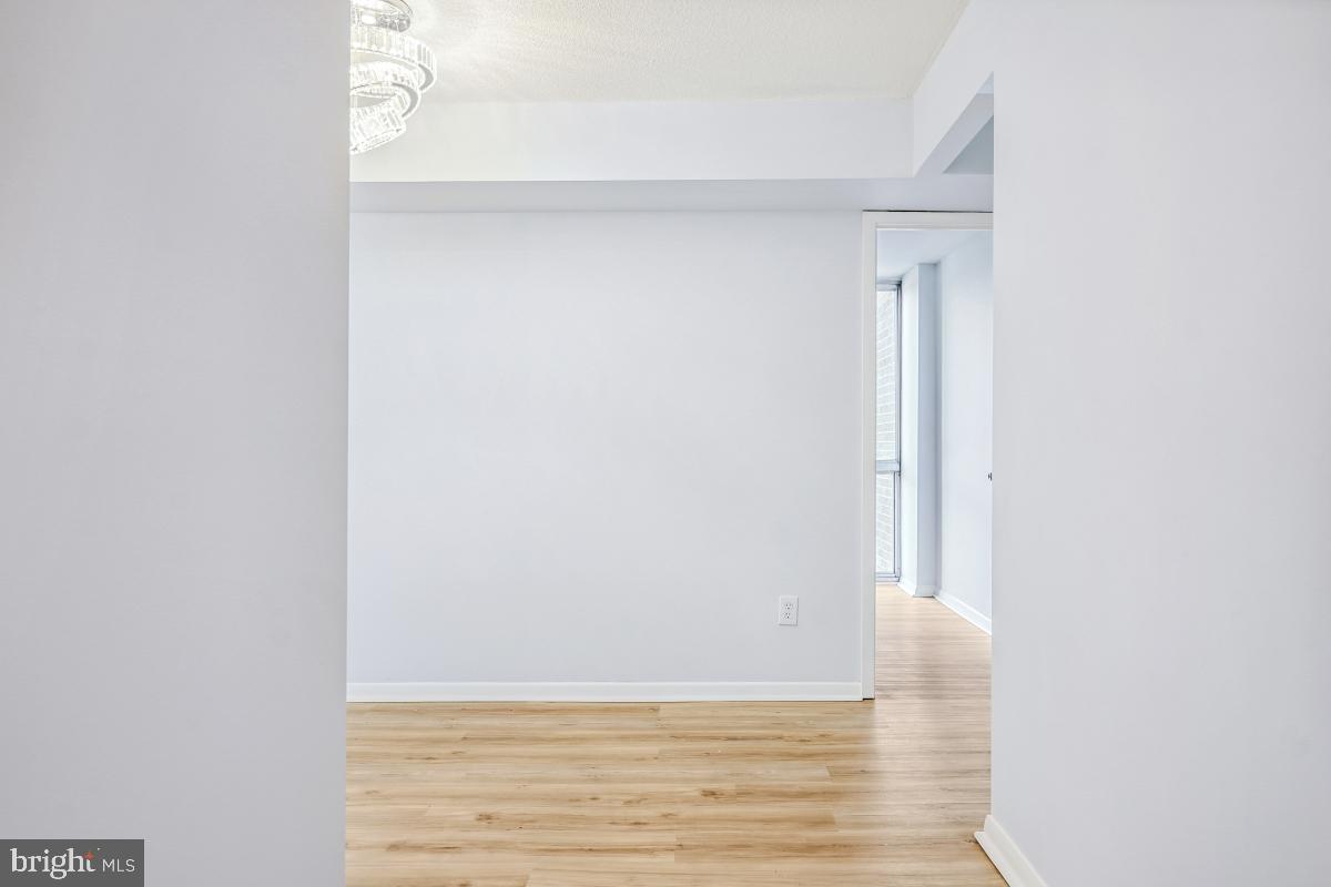 1836 Metzerott Road, Unit 419 Hyattsville, MD 20783 - Photo 5 of 26 foyer
